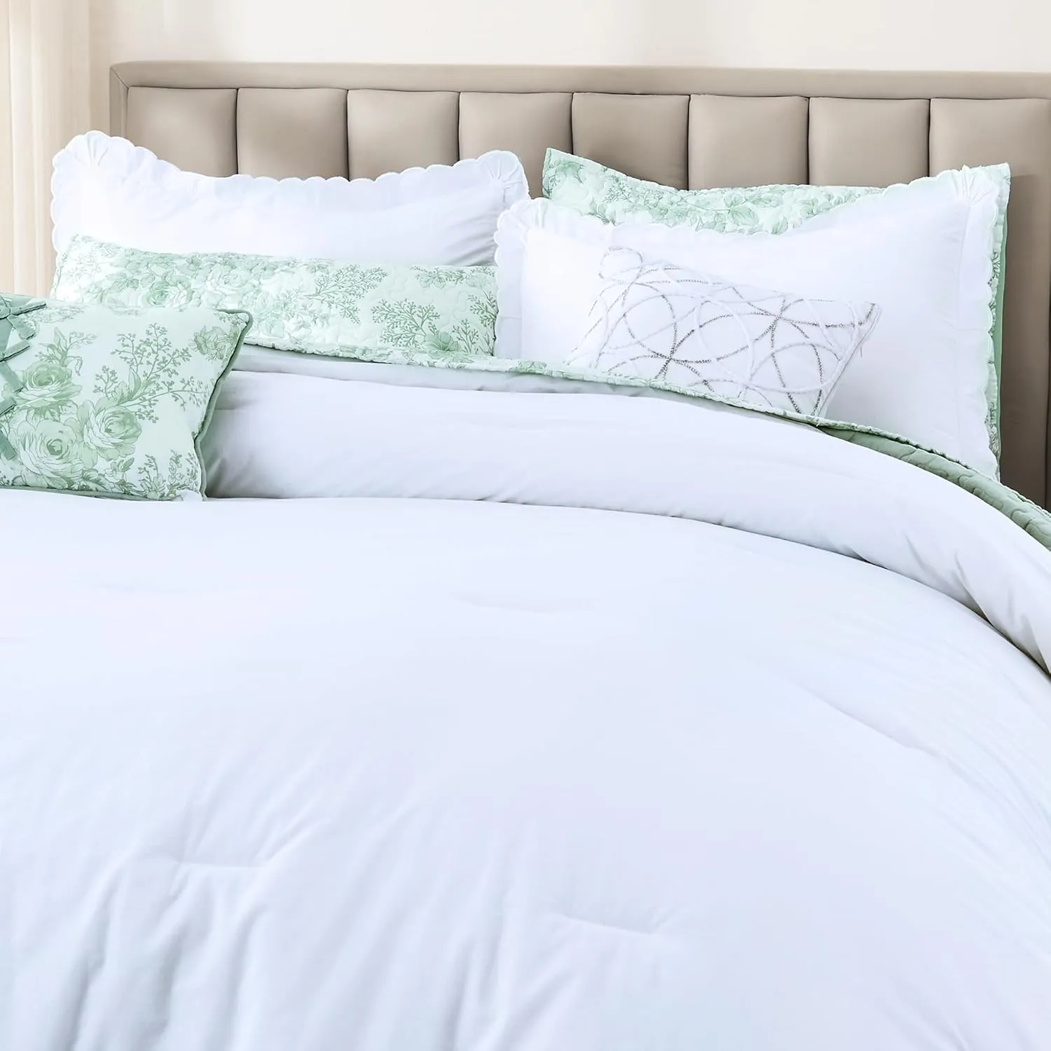 Wonderful Ruffle 100% Cotton White Comforter Set- 3 Piece Cozy Chic Ruffle Solid Color Lightweight Fluffy French Country Bedding Sets for All Season (Full/Queen)