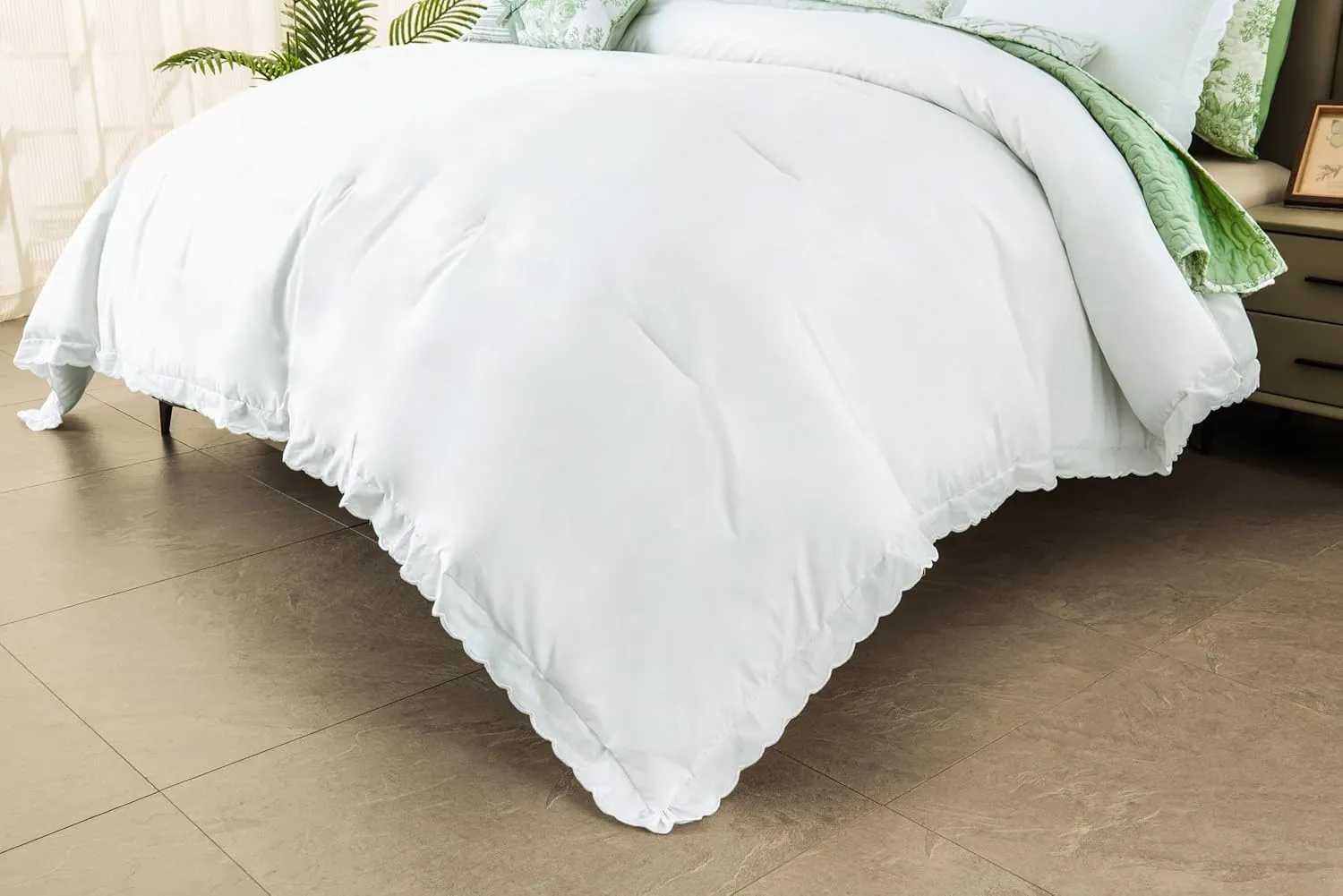Wonderful Ruffle 100% Cotton White Comforter Set- 3 Piece Cozy Chic Ruffle Solid Color Lightweight Fluffy French Country Bedding Sets for All Season (Full/Queen)