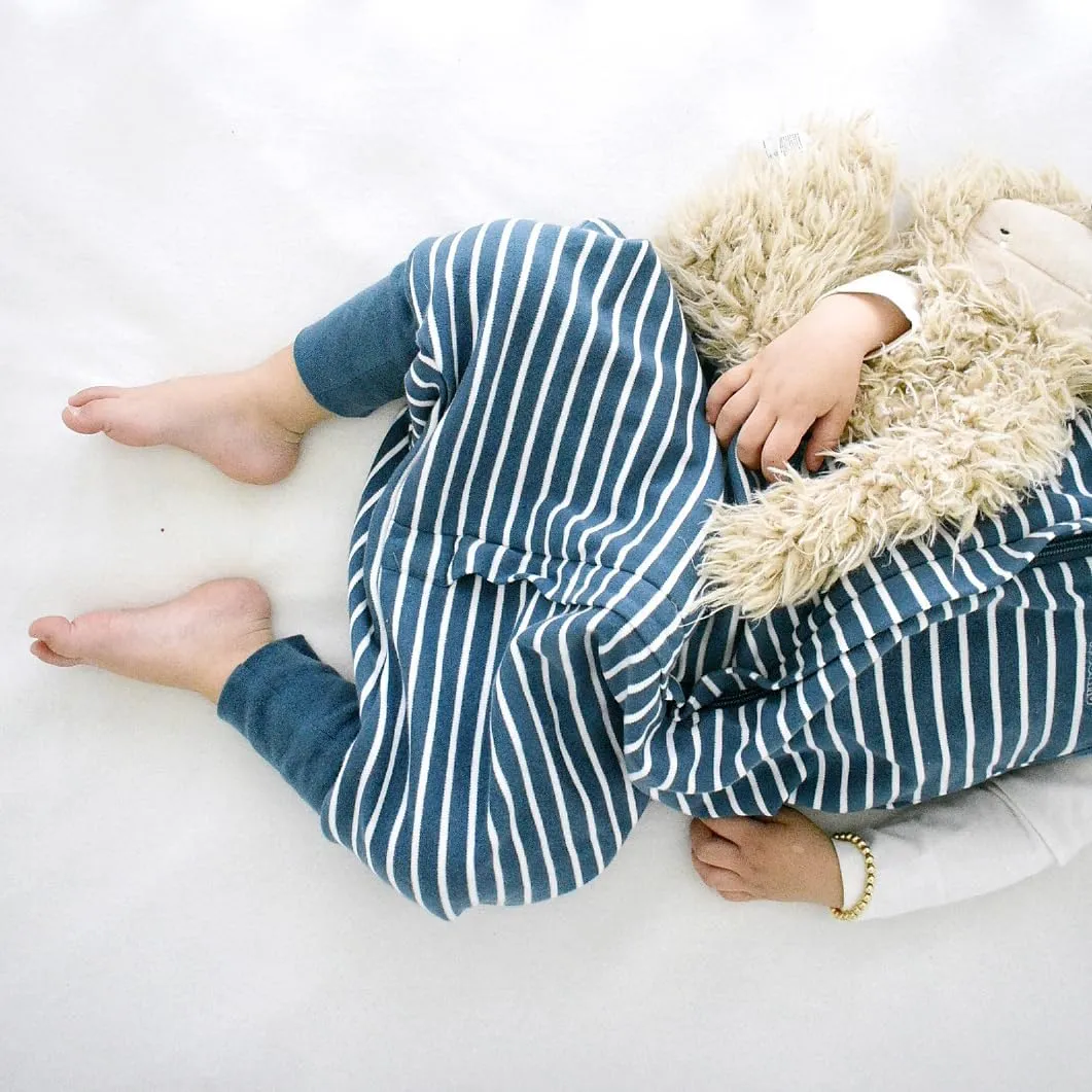 Woolino 4 Season Baby Sleep Bag with feet, Australian Merino Wool and Organic Cotton, 6-18 Months, Navy Blue