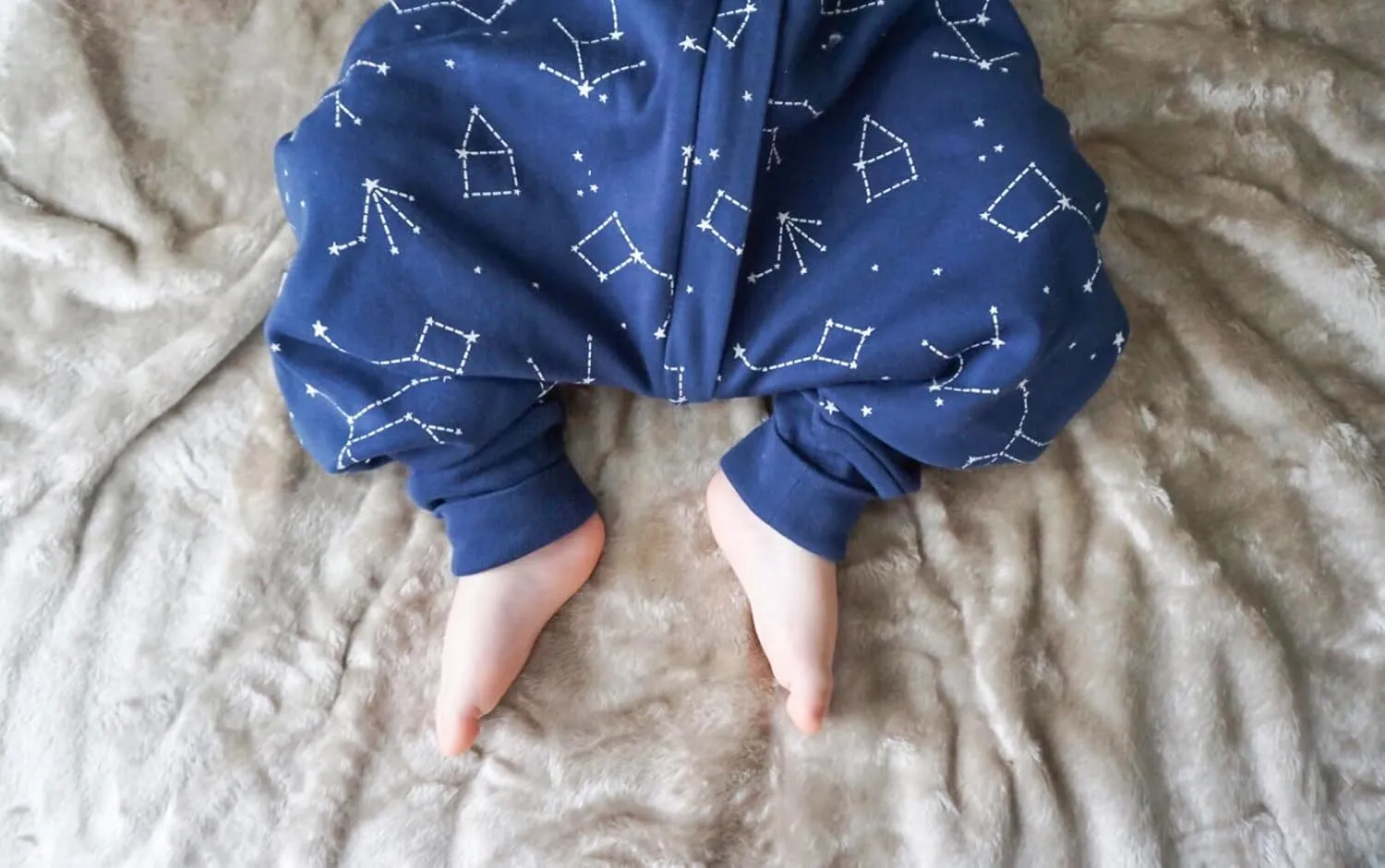Woolino 4 Season Baby Sleep Bag with feet, Australian Merino Wool and Organic Cotton, 6-18 Months, NightSky