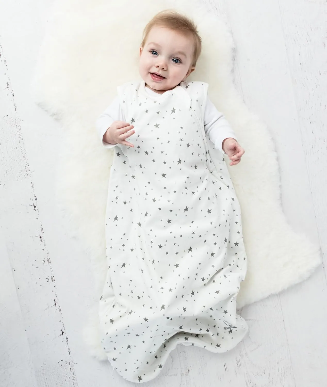 Woolino Merino Wool and Organic Cotton Baby Sleep Bag - 4 Season Classic Sleep Sack for Baby - Two-Way Zipper Sleeping Bag for Baby and Toddler - 6-18 Months - Stars
